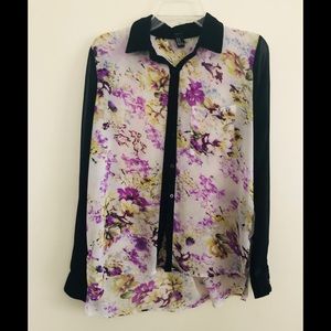 Forever 21 Womens Blouse Size Medium White Black Purple Floral Button Up Top